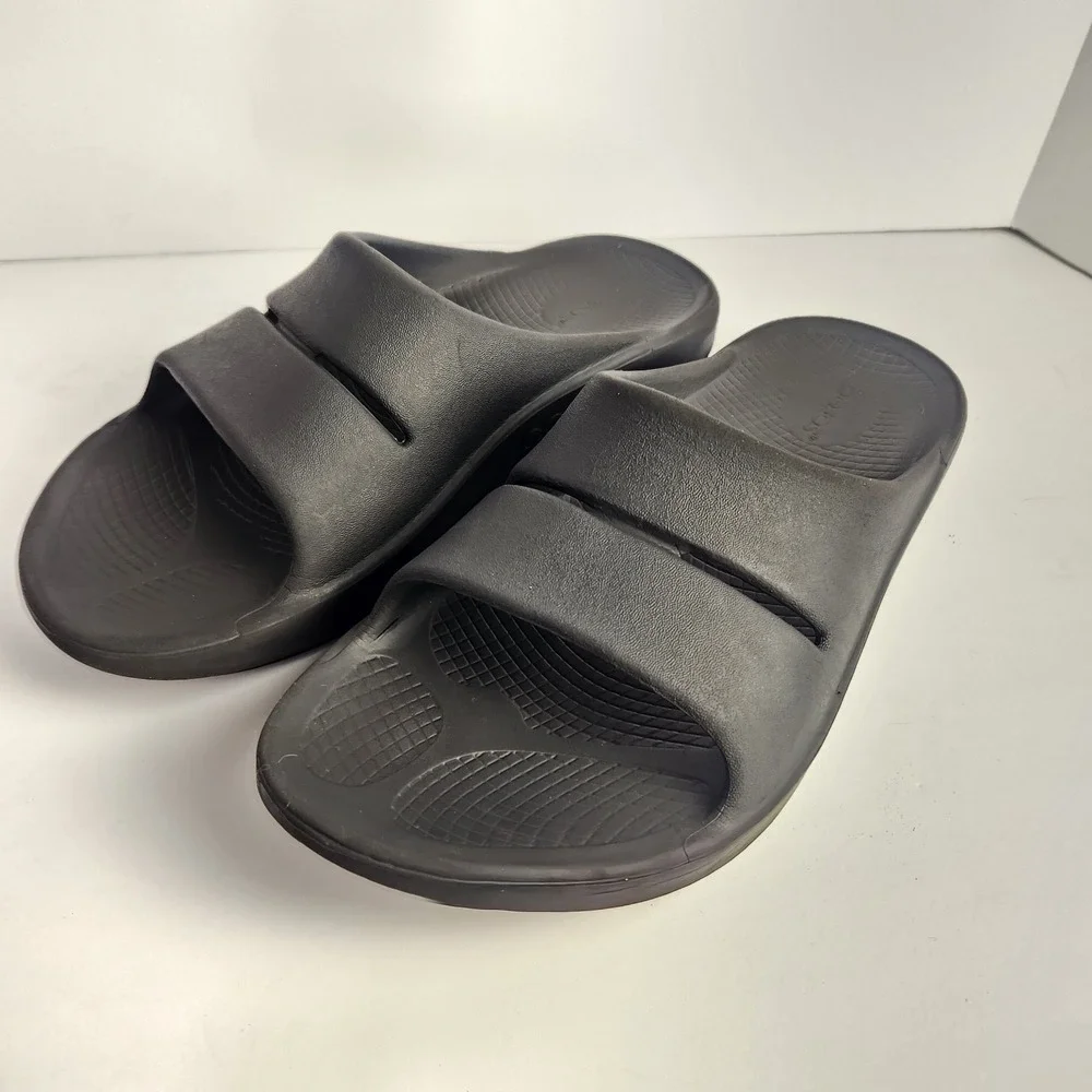 Oofos OOahh Men's Slip-On Casual Waterproof Sandals Black Size M(9)‎ W (11)